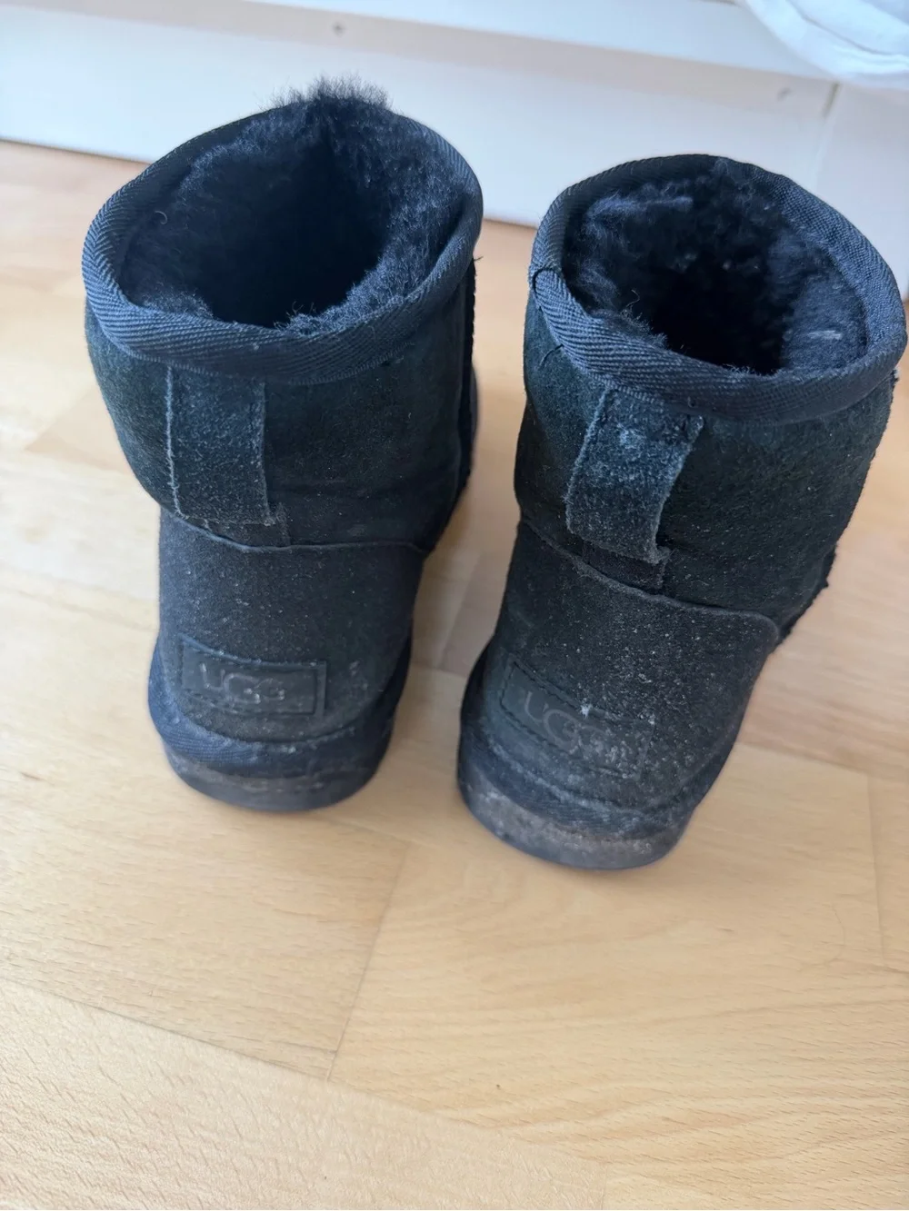 UGG classic short